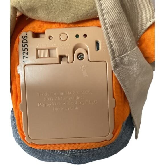 Teddy Ruxpin 2017 Animated Plush Talking Storytelling Bear Bluetooth LCD Eyes - Picture 4 of 6